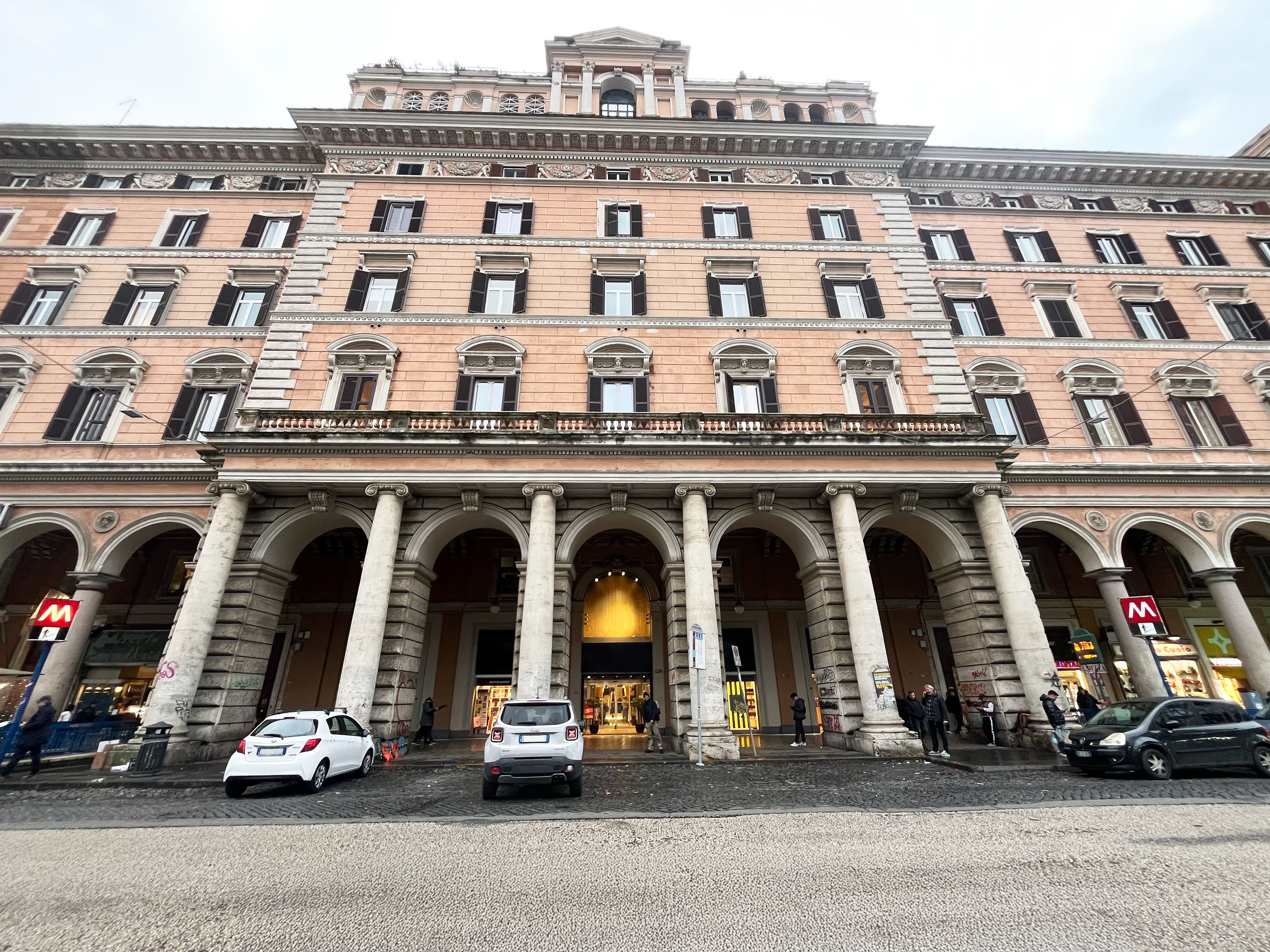 Piazza Vittorio Emanuele 105 Roma